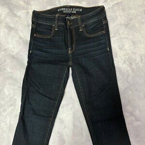 American Eagle Size 2 Short Jegging